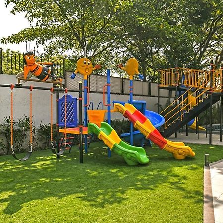 Meritas Aura Resort Lonavala Eksteriør bilde