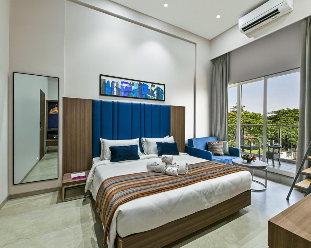 Meritas Aura Resort Lonavala Eksteriør bilde